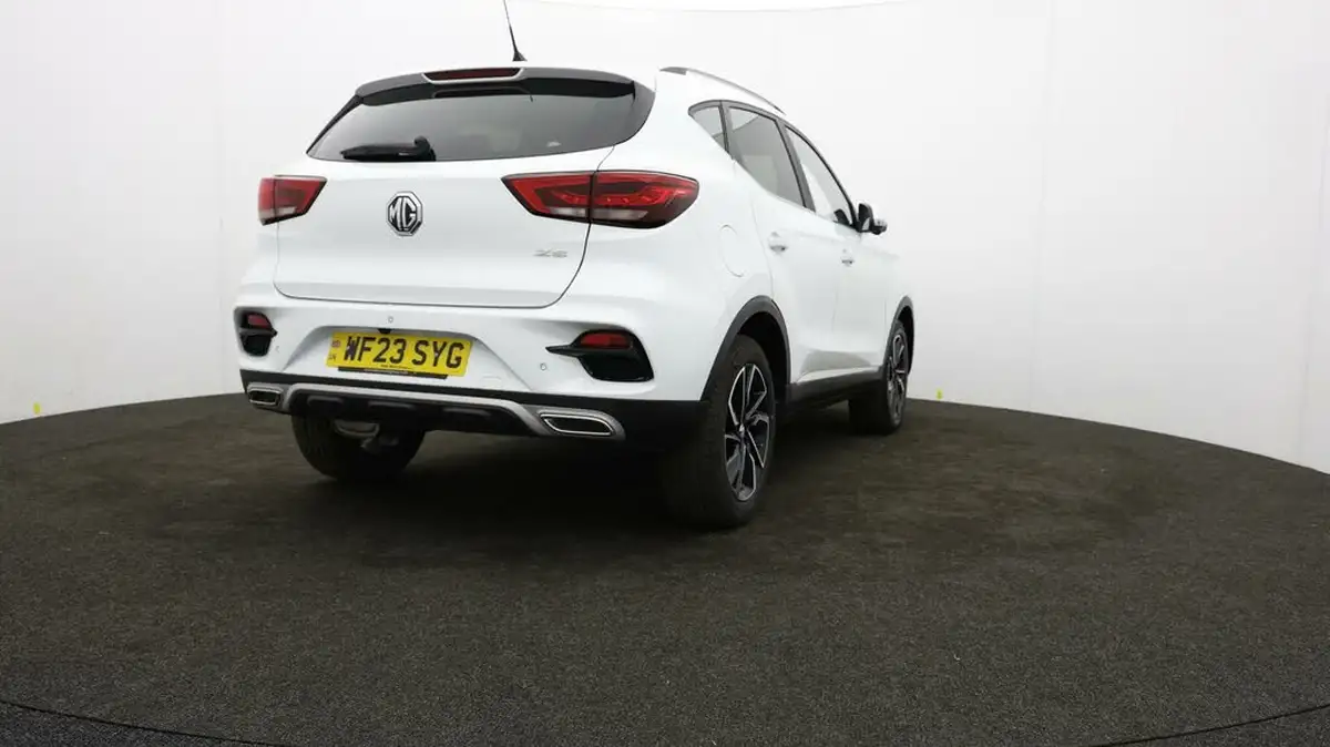 2023-mg-zs-suv-10t-gdi-exclusive-big-74