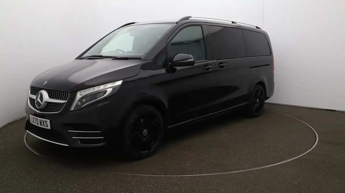 2020-mercedes-benz-v-class-20d-v220d-amg-line-long-big-63