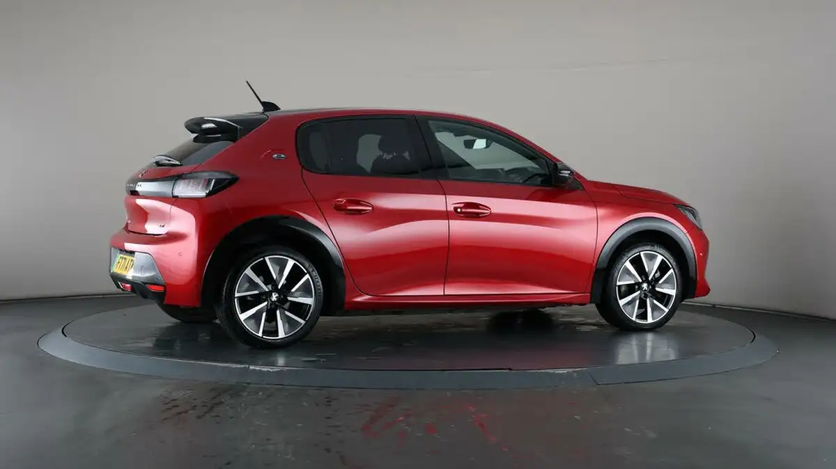 2022-peugeot-208-e-gt-136bhp-50kwh-big-61