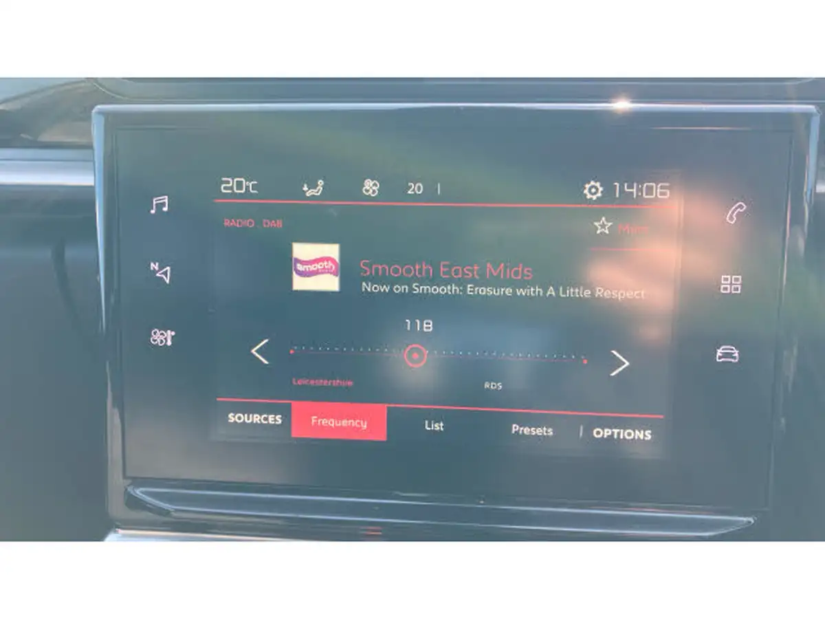 2018-citroen-c3-12-puretech-flair-82ps-big-11