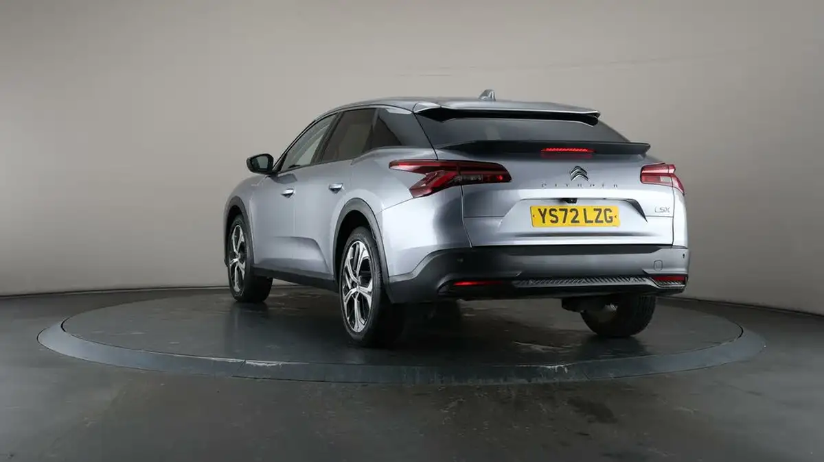 2022-citroen-c5-x-12-puretech-sense-plus-big-47