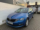 2019-skoda-octavia-16tdi-se-technology-estate-small-4