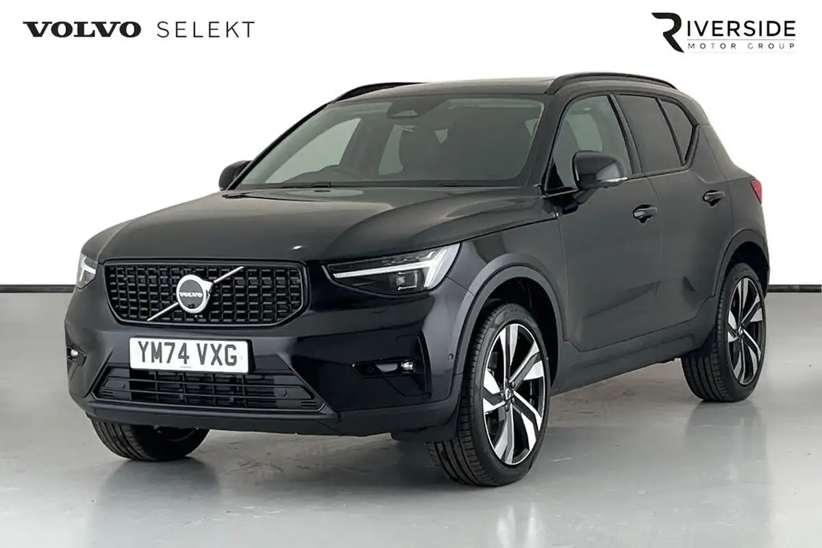 2024-volvo-xc40-20-b3-ultra-bright-big-8
