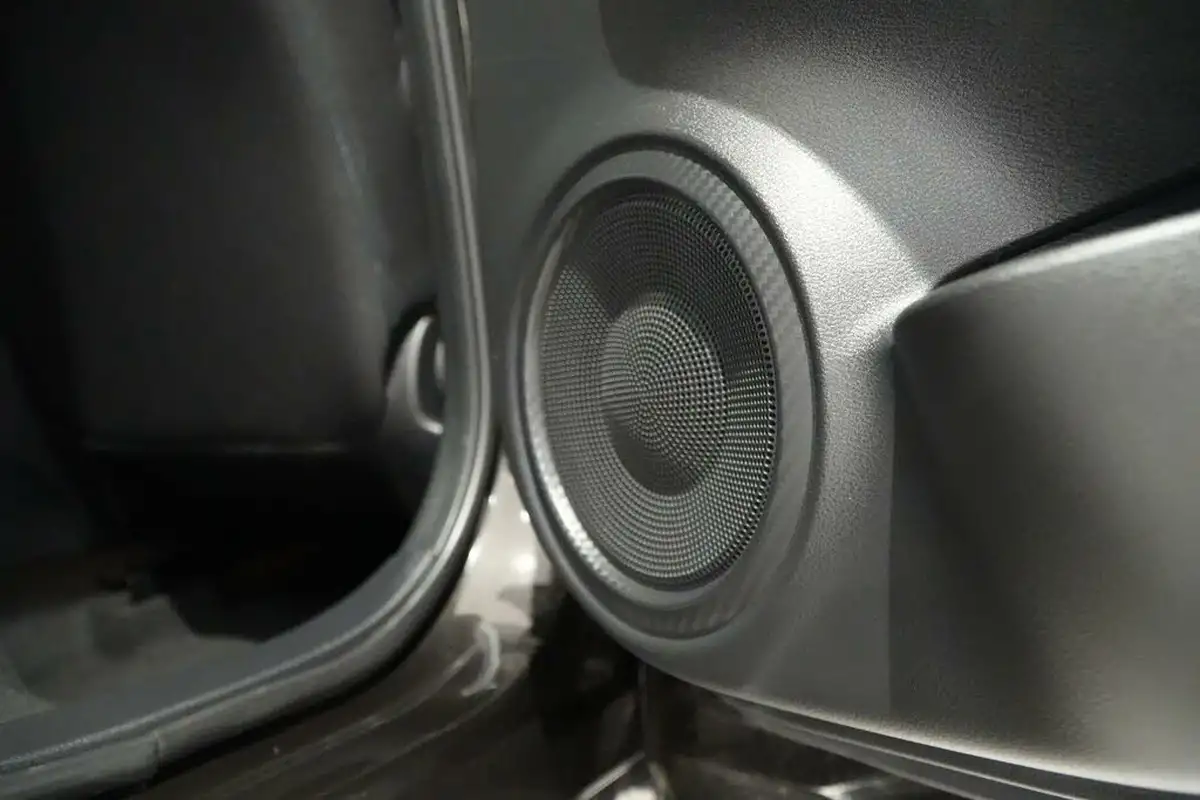 2022-nissan-juke-10-dig-t-n-connecta-big-51