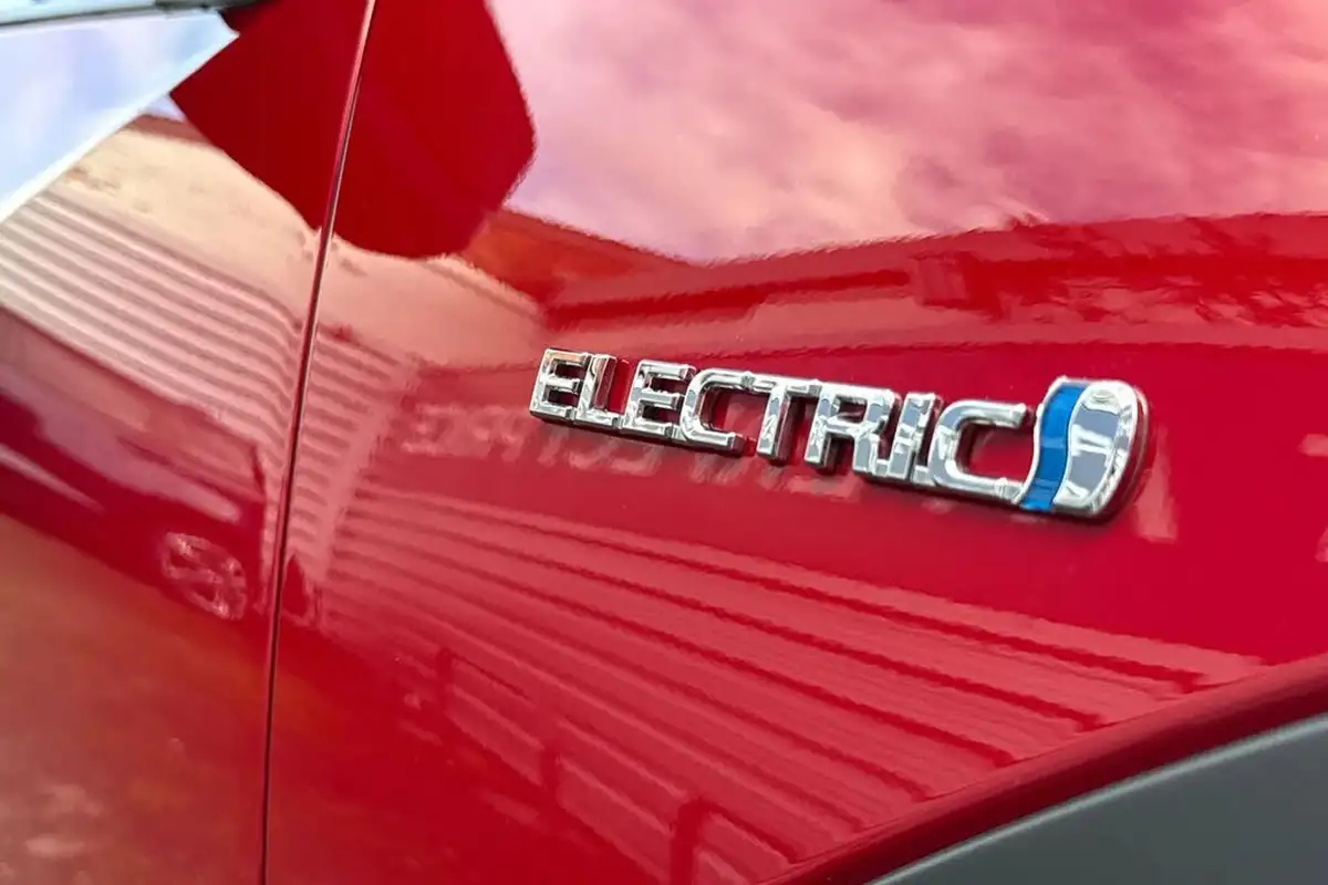 2023-toyota-bz4x-e-motion-201bhp-11kw-obc-big-37