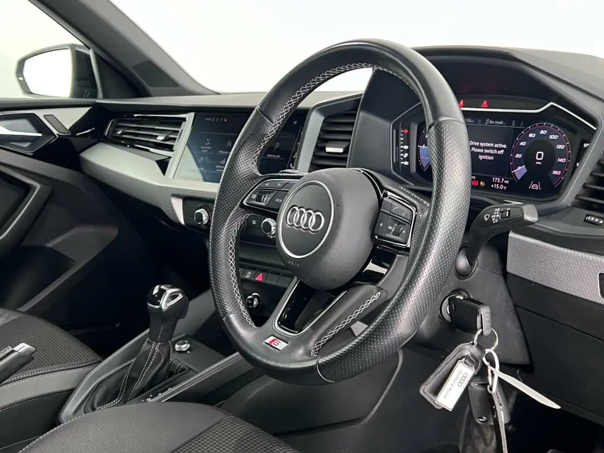 2021-audi-a1-10-30-tfsi-s-line-110ps-tronic-big-14