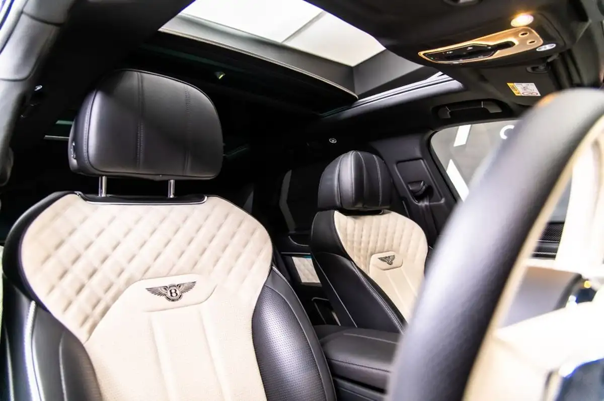2023-bentley-bentayga-30-hybrid-big-17