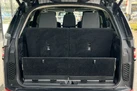 2020-land-rover-discovery-30-sd6-hse-luxury-small-35