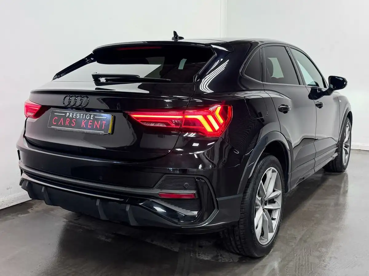 2022-audi-q3-15-35-tfsi-black-edition-cod-sportback-s-tronic-big-13