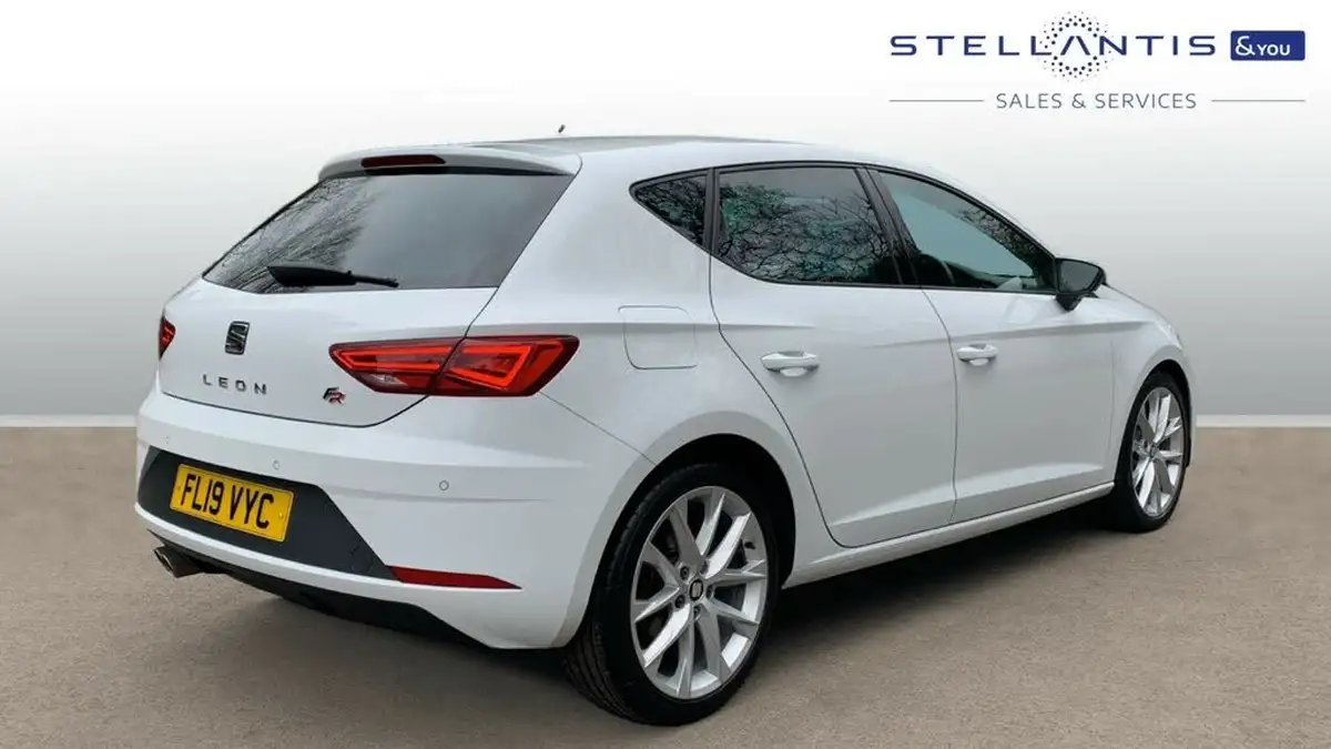 2019-seat-leon-15-tsi-evo-fr-sport-150ps-hatchback-dsg-big-2