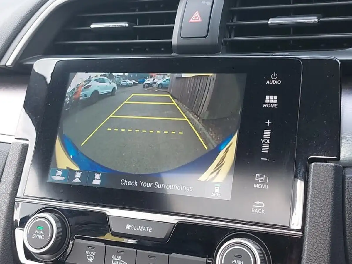 2020-honda-civic-16-i-dtec-ex-ss-saloon-4d-big-10