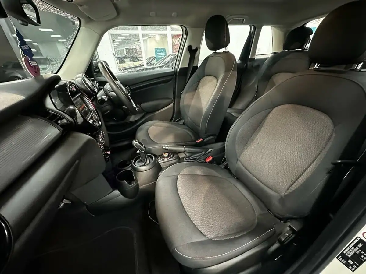 2019-mini-cooper-15-cooper-classic-hatchback-5d-auto-big-16