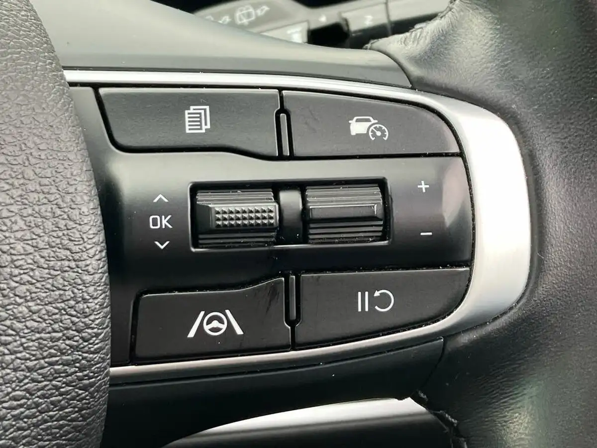 2022-kia-sportage-16-t-gdi-launch-edition-big-32