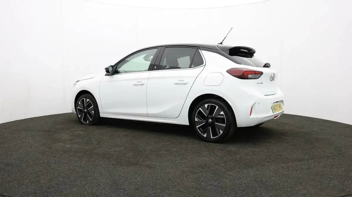 2021-vauxhall-corsa-e-elite-premium-big-65