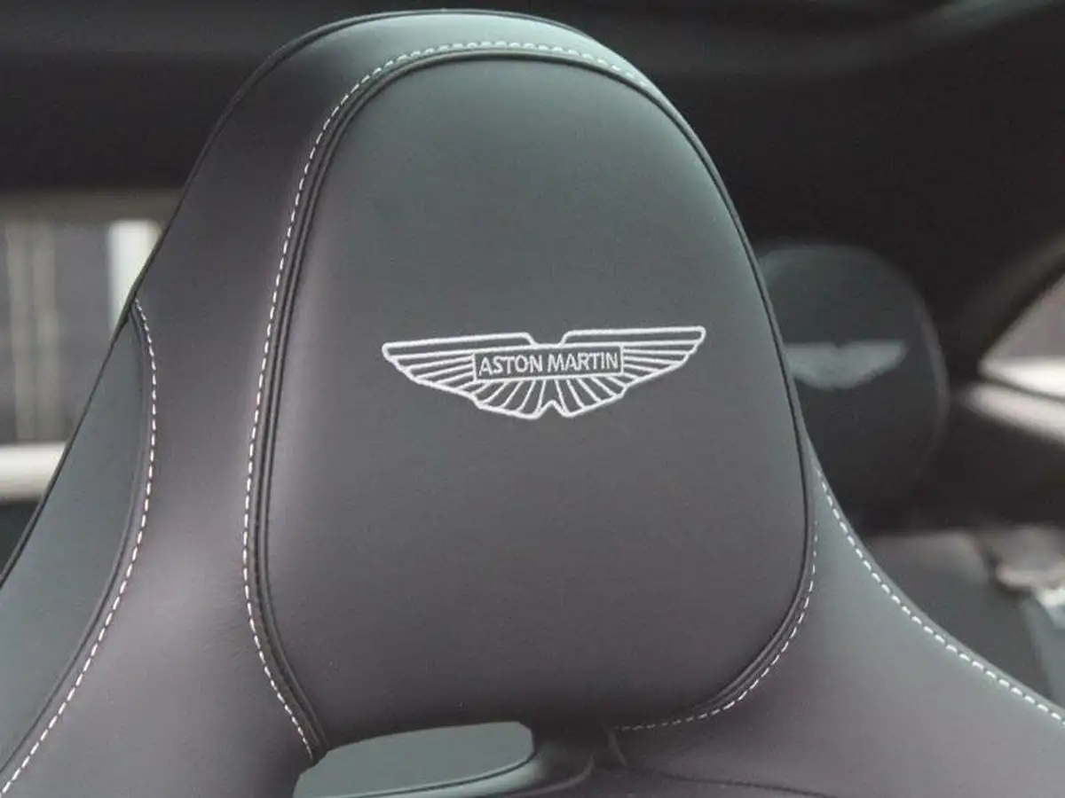 2024-aston-martin-dbx-40-v8-big-4