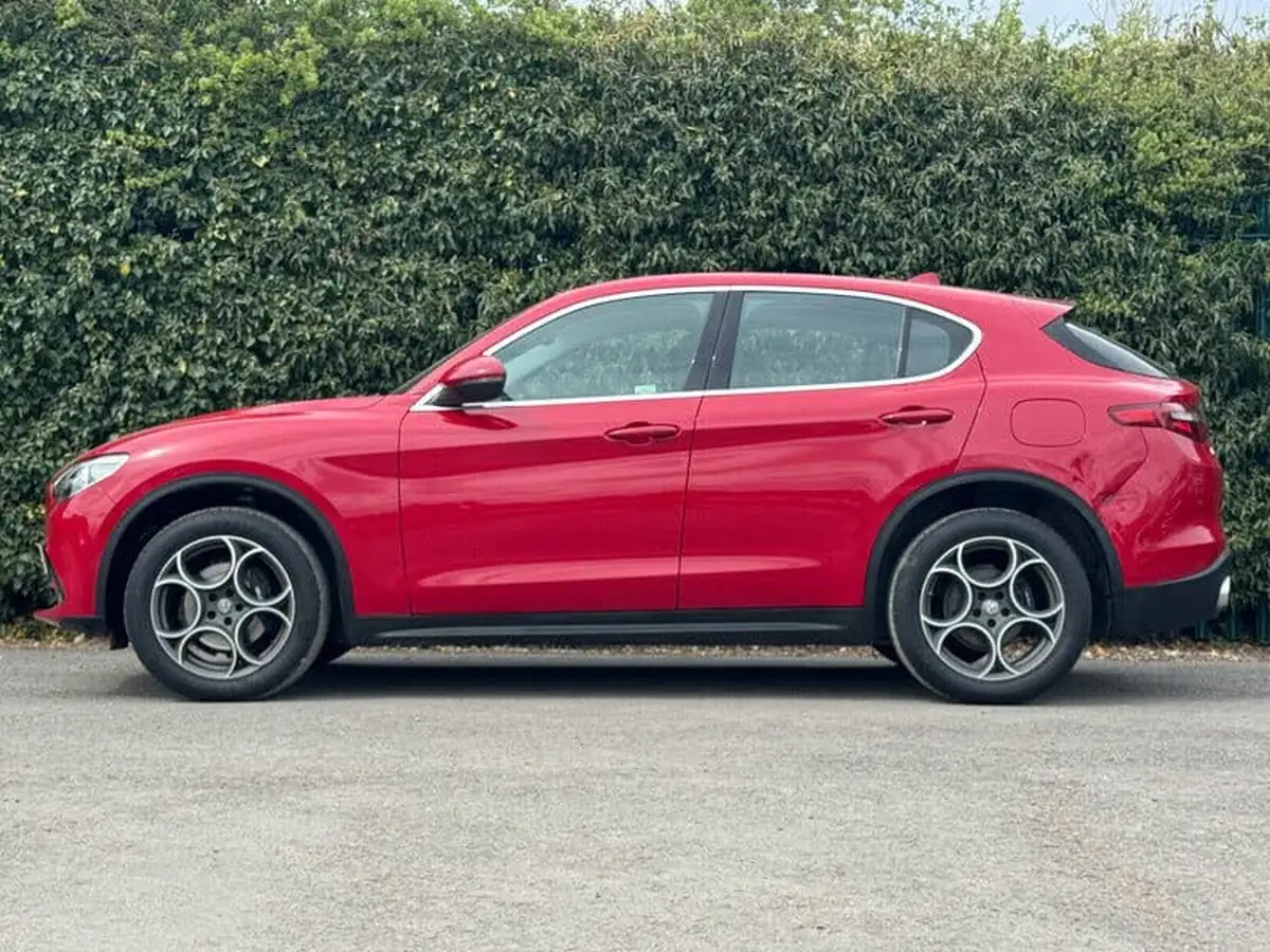 2018-alfa-romeo-stelvio-22td-speciale-207bhp-big-4