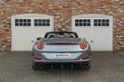 2016-ferrari-california-39-t-small-17
