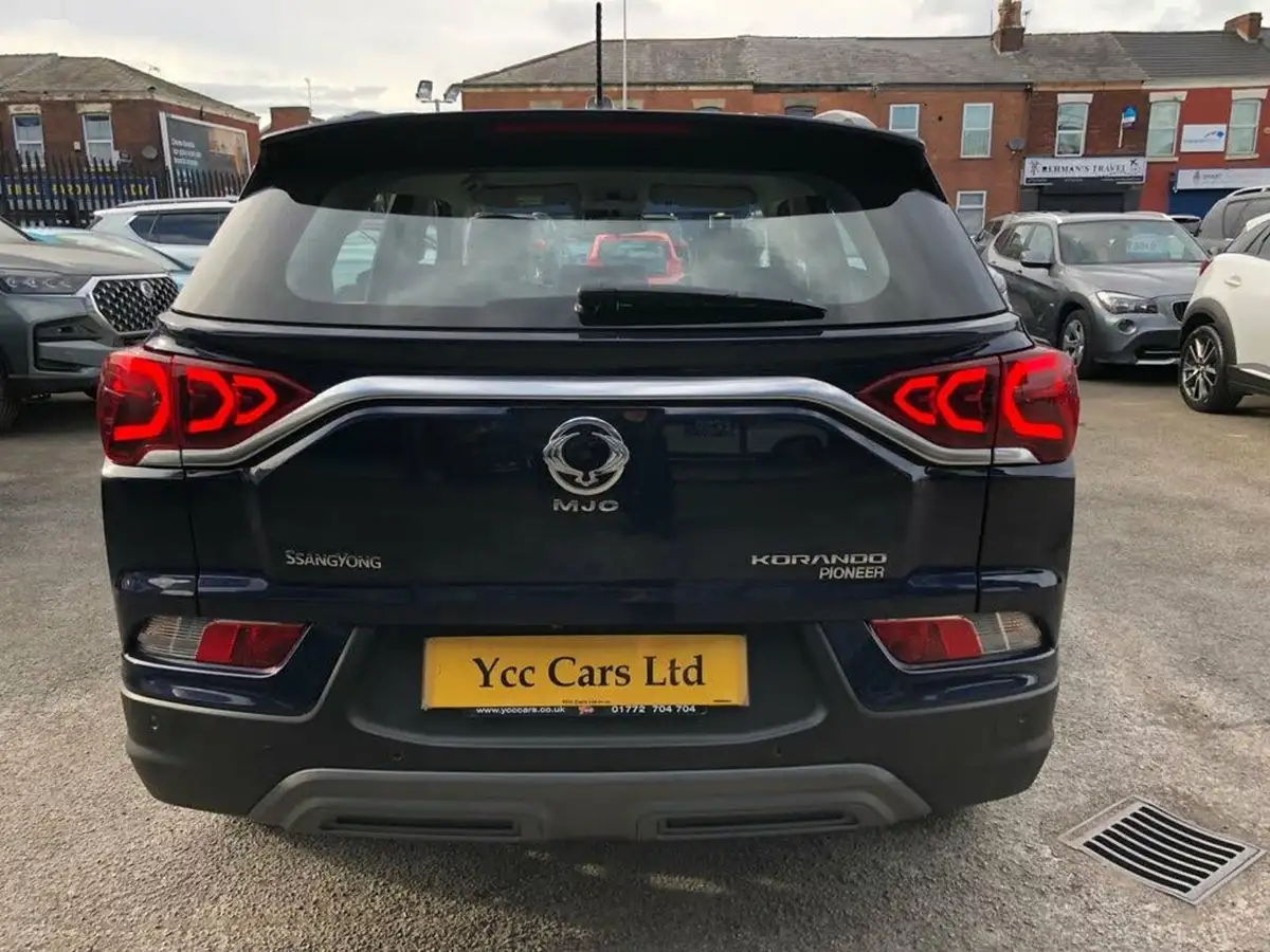 2021-kgm-ssangyong-korando-16td-pioneer-4x4-big-6