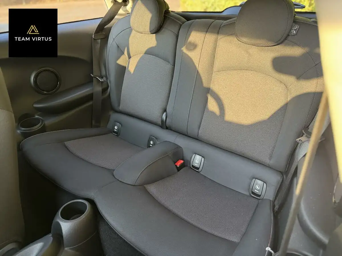 2021-mini-cooper-15-cooper-classic-series-ii-hatchback-3d-big-16