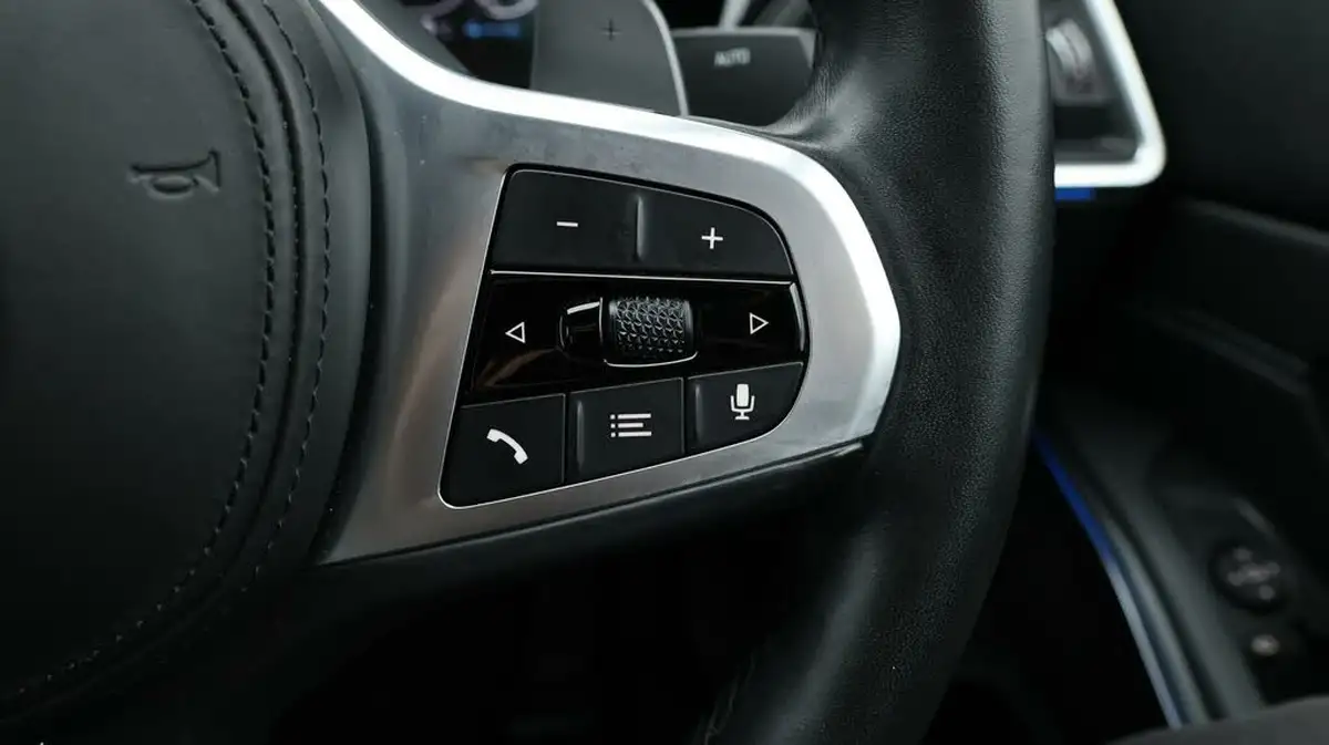 2020-bmw-3-series-20-330e-m-sport-saloon-4d-big-26