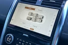 2022-land-rover-discovery-30-d300-r-dynamic-hse-small-51