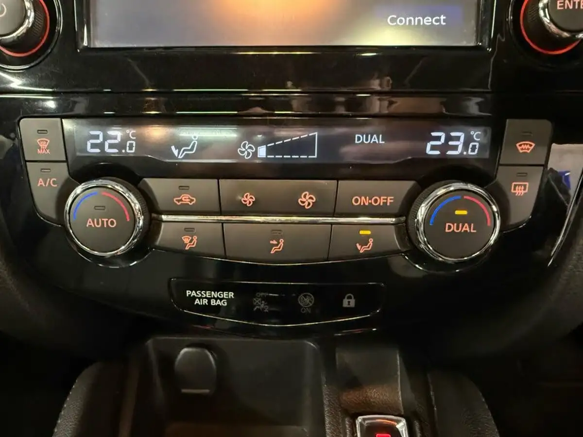 2014-nissan-qashqai-16dci-tekna-4x4-big-38