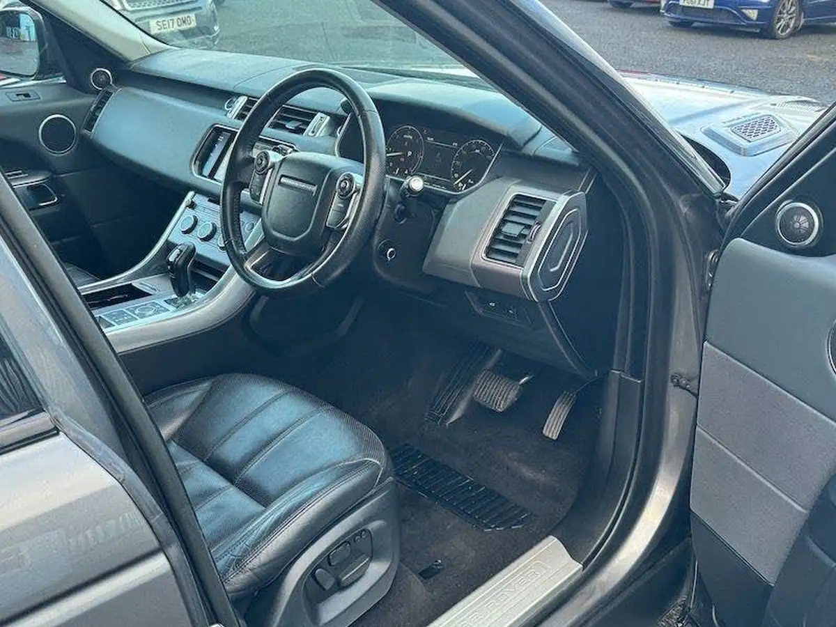 2014-land-rover-range-rover-sport-30-sd-v6-hse-big-9