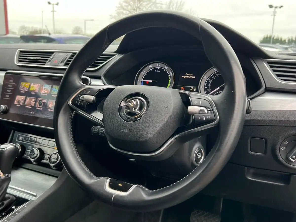 2021-skoda-superb-14-tsi-se-technology-156ps-estate-big-17