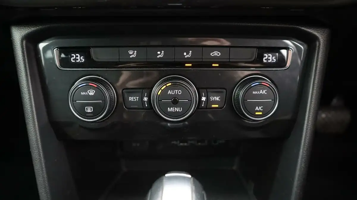 2020-seat-tarraco-20tdi-xcellence-150ps-dsg-4drive-big-12