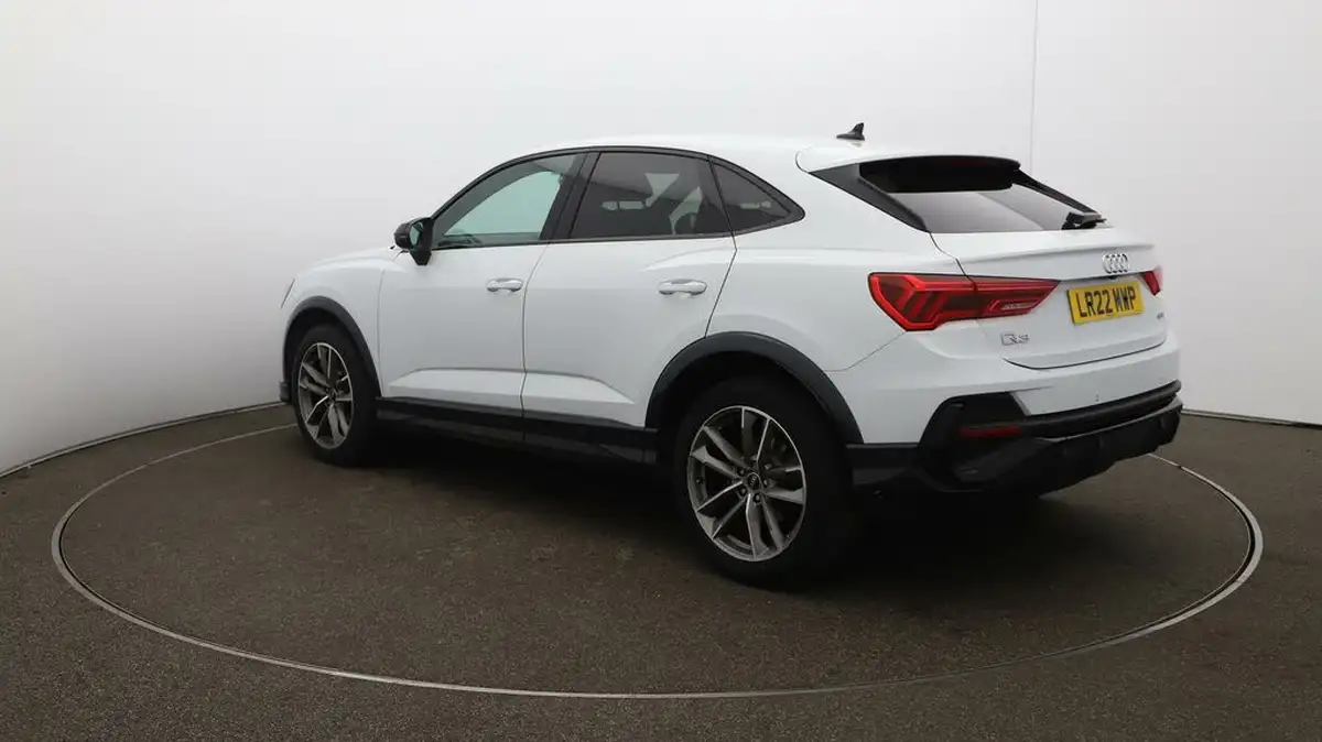 2022-audi-q3-15-35-tfsi-black-edition-cod-sportback-s-tronic-big-5