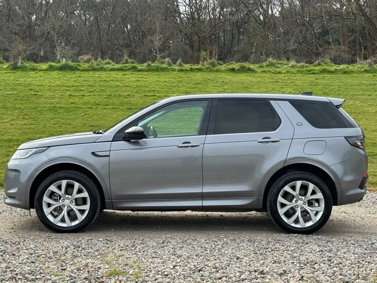 2022-land-rover-discovery-sport-15-p300e-r-dynamic-se-big-7