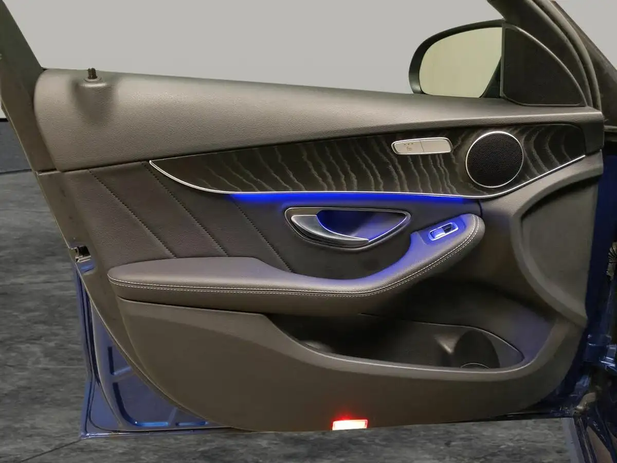 2019-mercedes-benz-c-class-15-c200-amg-line-premiumss-saloon-4d-big-27