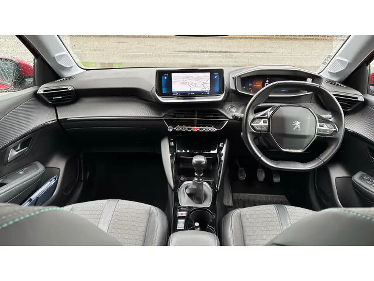 2020-peugeot-208-12-puretech-allure-premium-100bhp-big-9