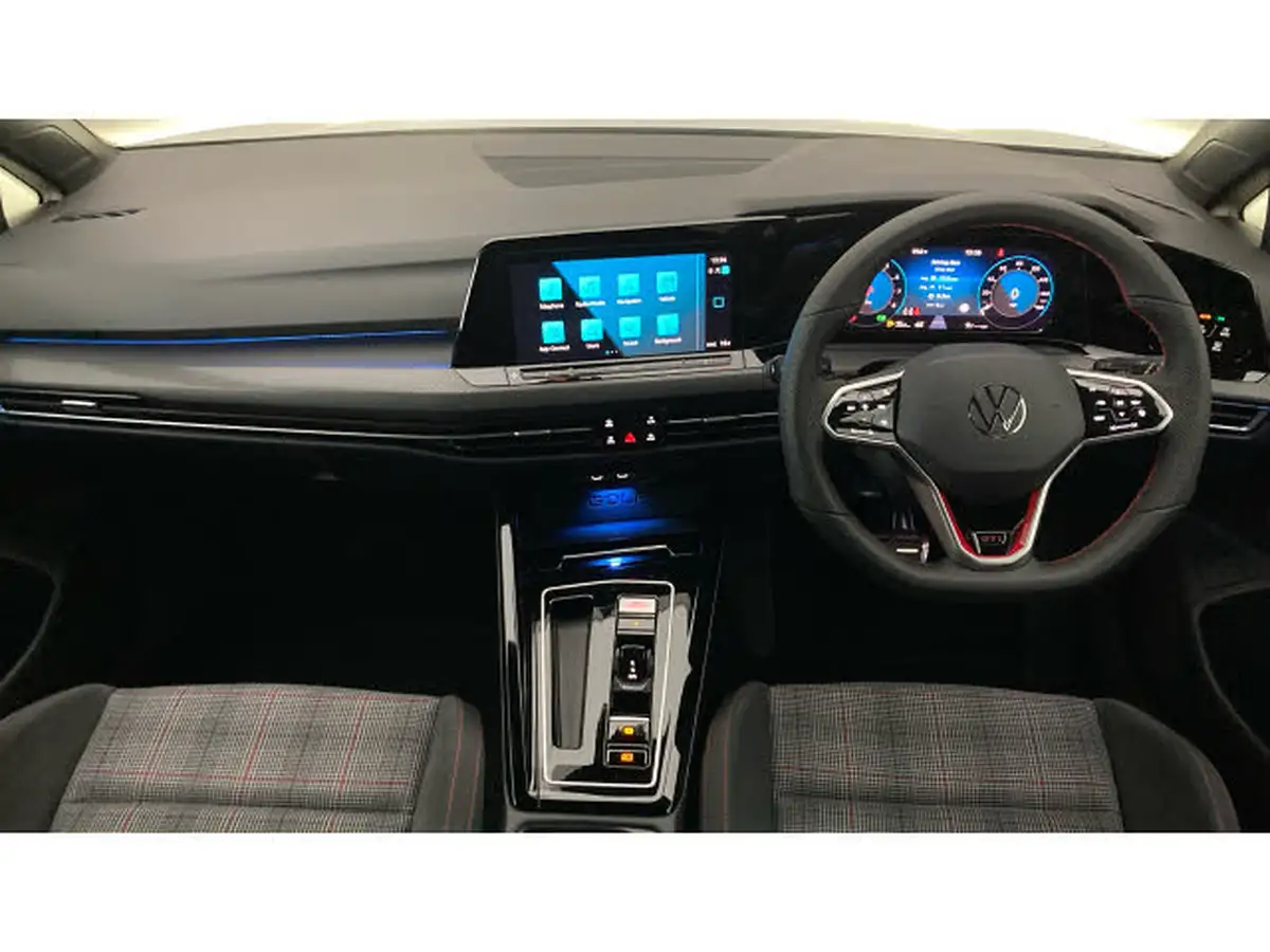 2024-volkswagen-golf-20-tsi-gti-245ps-big-8