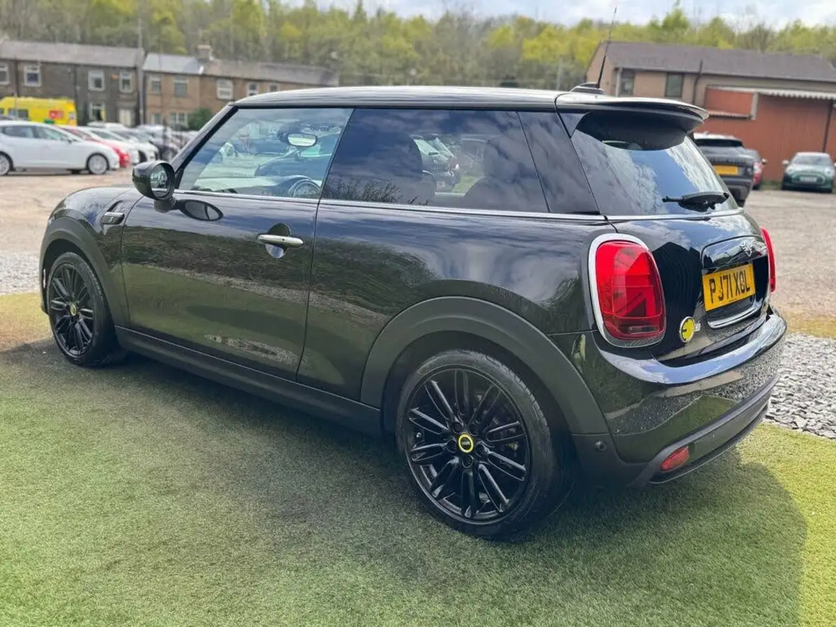 2021-mini-cooper-e-cooper-s-2-big-5