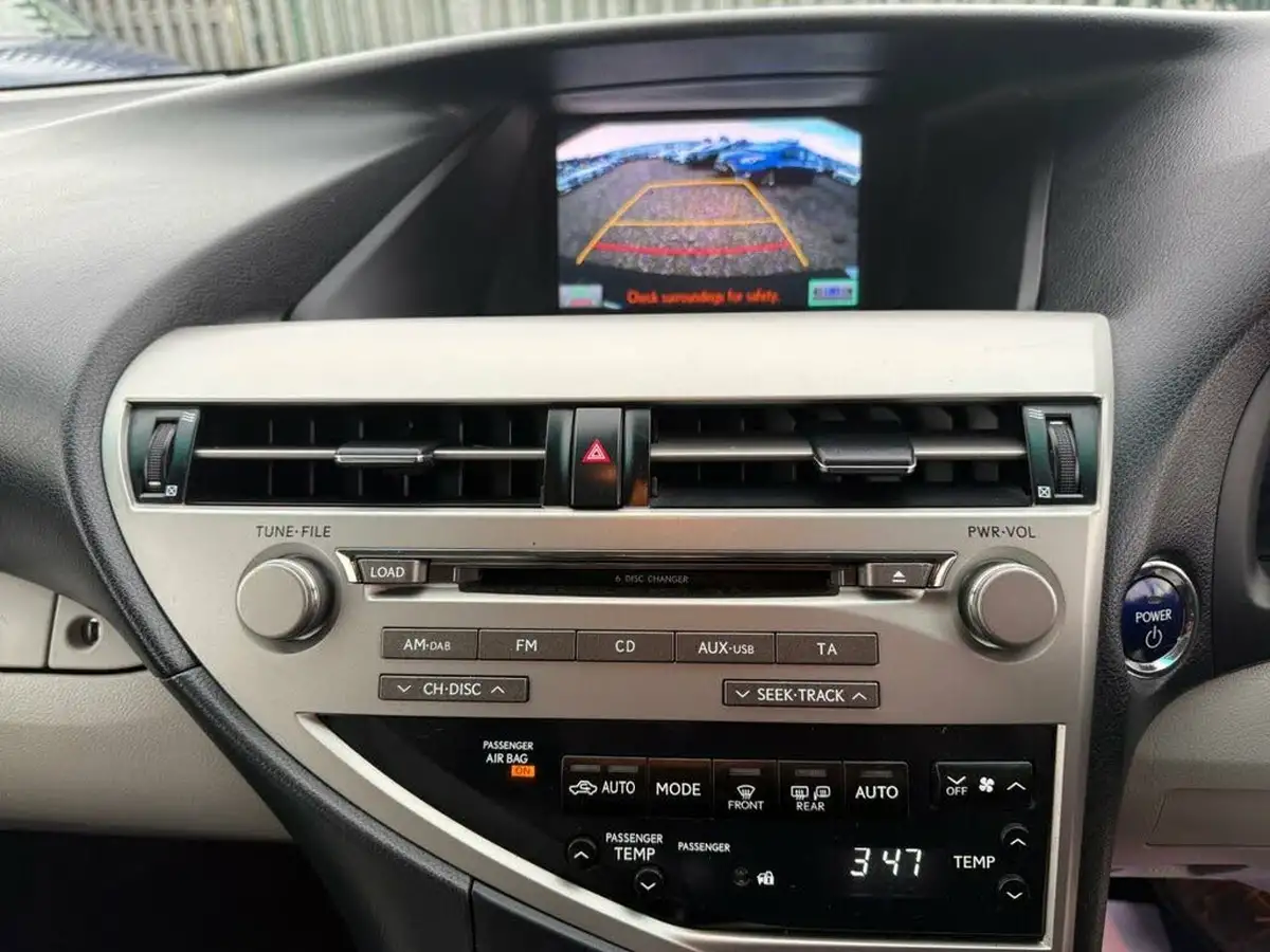 2011-lexus-rx-450h-35-se-i-4x4-big-15