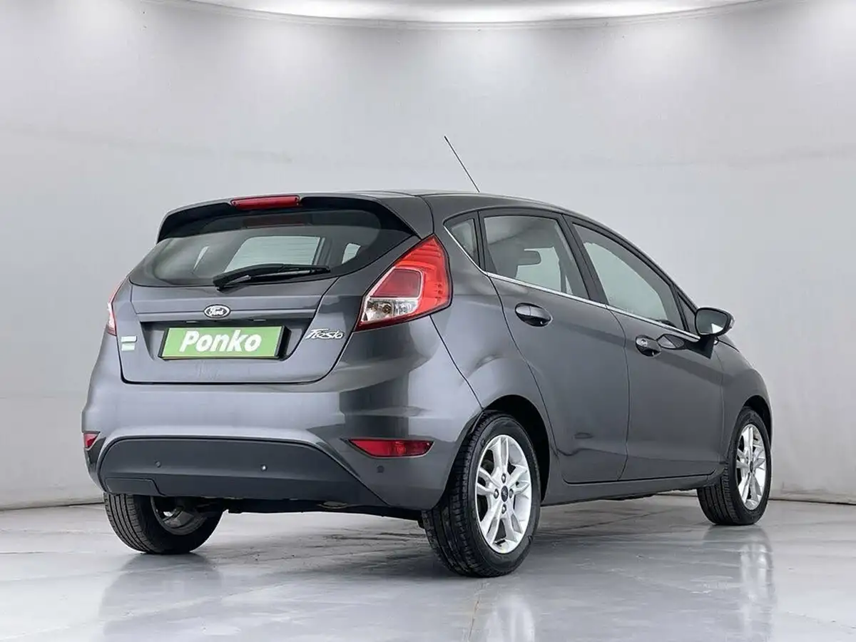 2016-ford-fiesta-10t-zetec-100ps-ecoboost-ss-5d-big-4