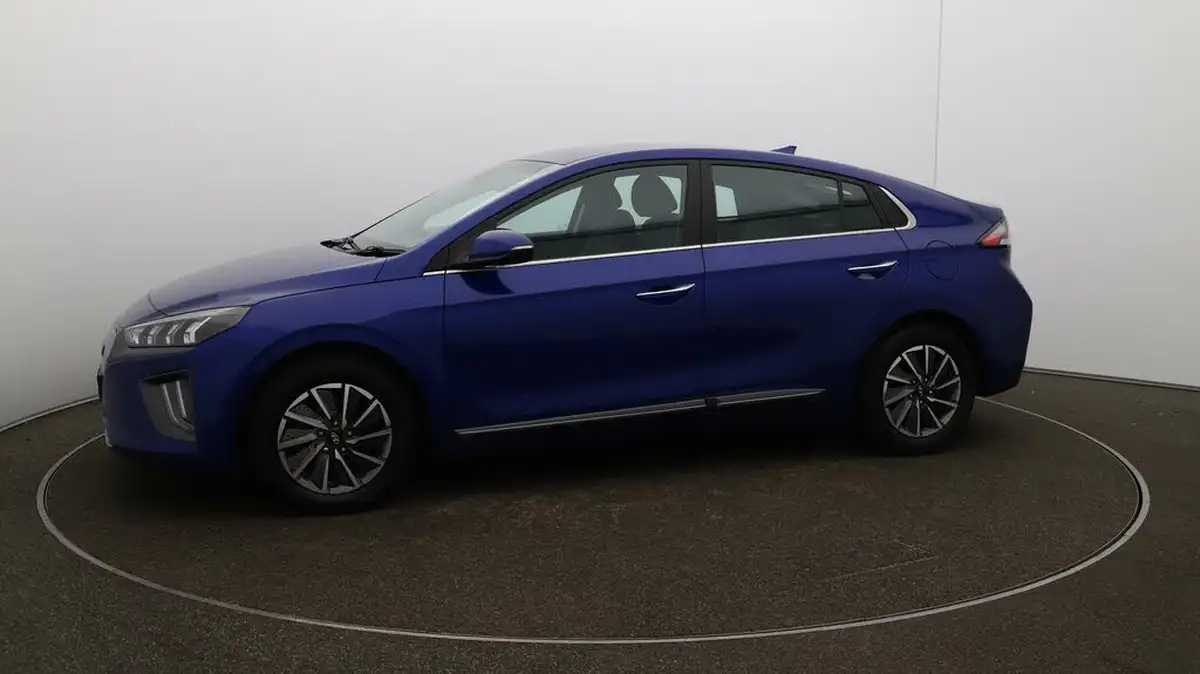 2022-hyundai-ioniq-e-premium-electric-big-60