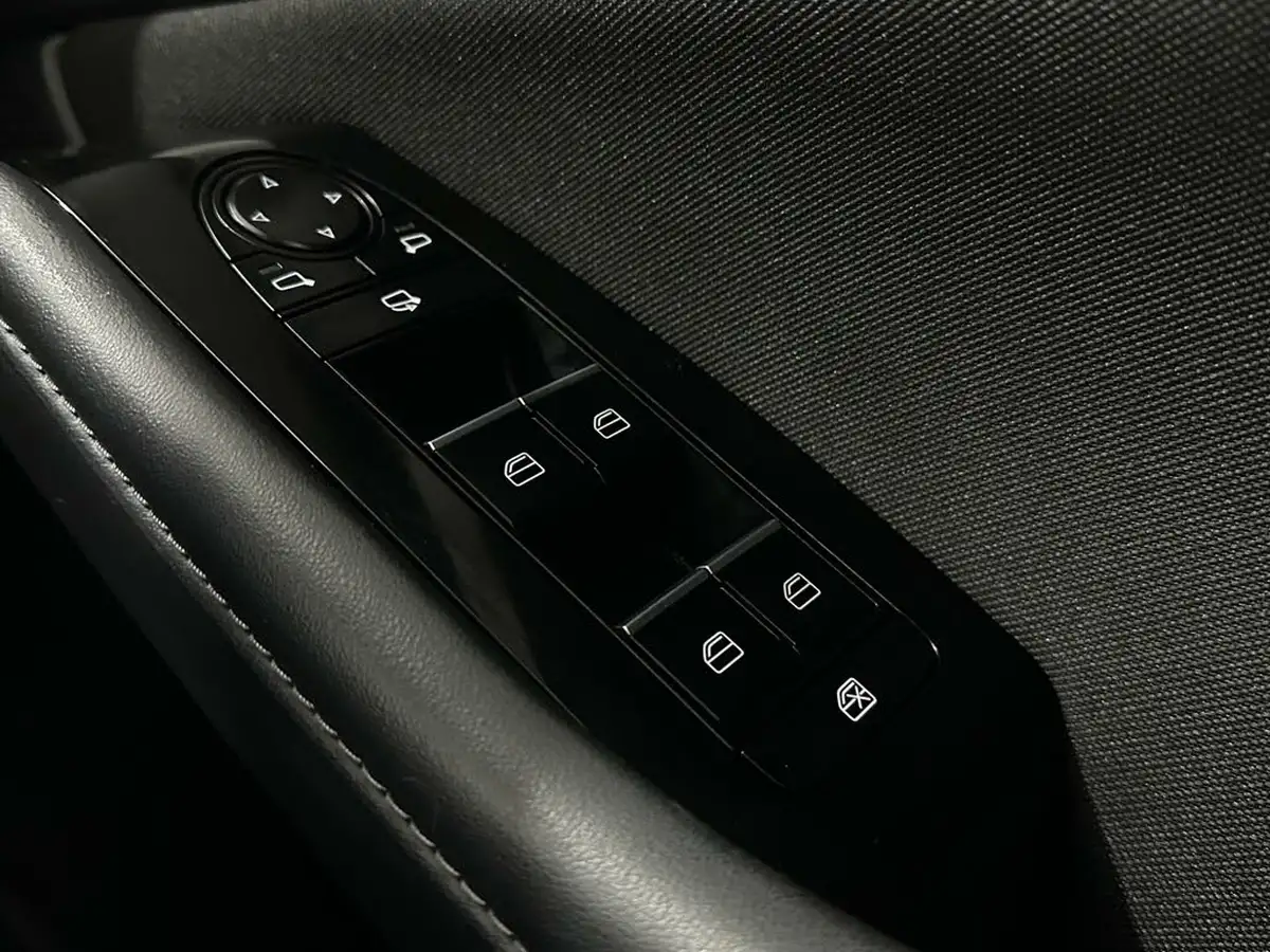 2022-mazda-cx-30-20-e-skyactiv-g-se-l-big-16