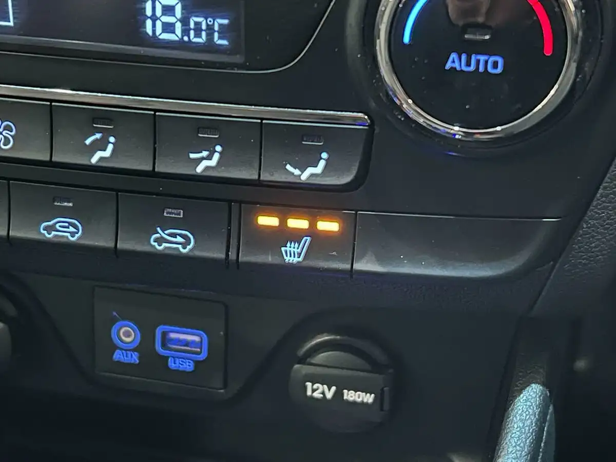 2017-hyundai-tucson-17crdi-blue-drive-sport-edition-141ps-dct-big-19