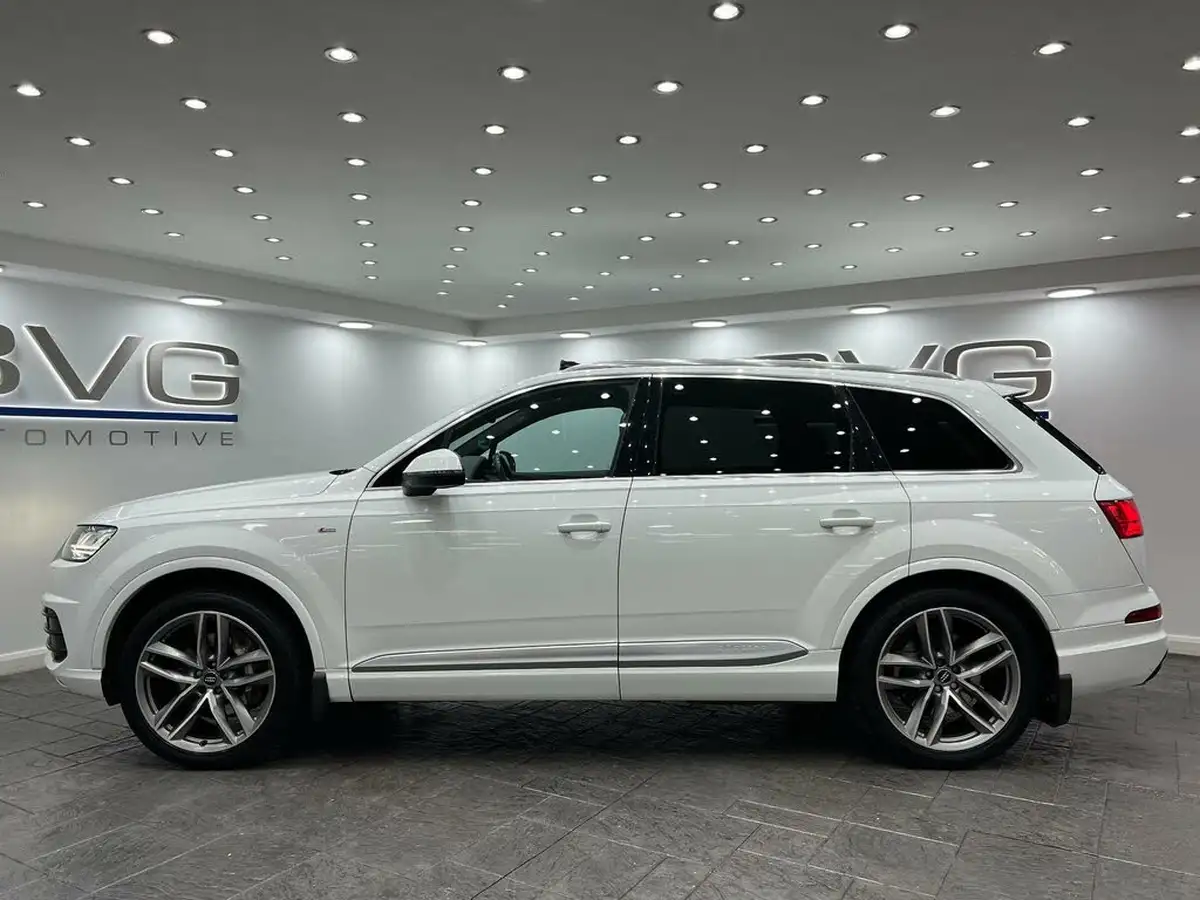 2016-audi-q7-30tdi-quattro-s-line-272ps-big-4