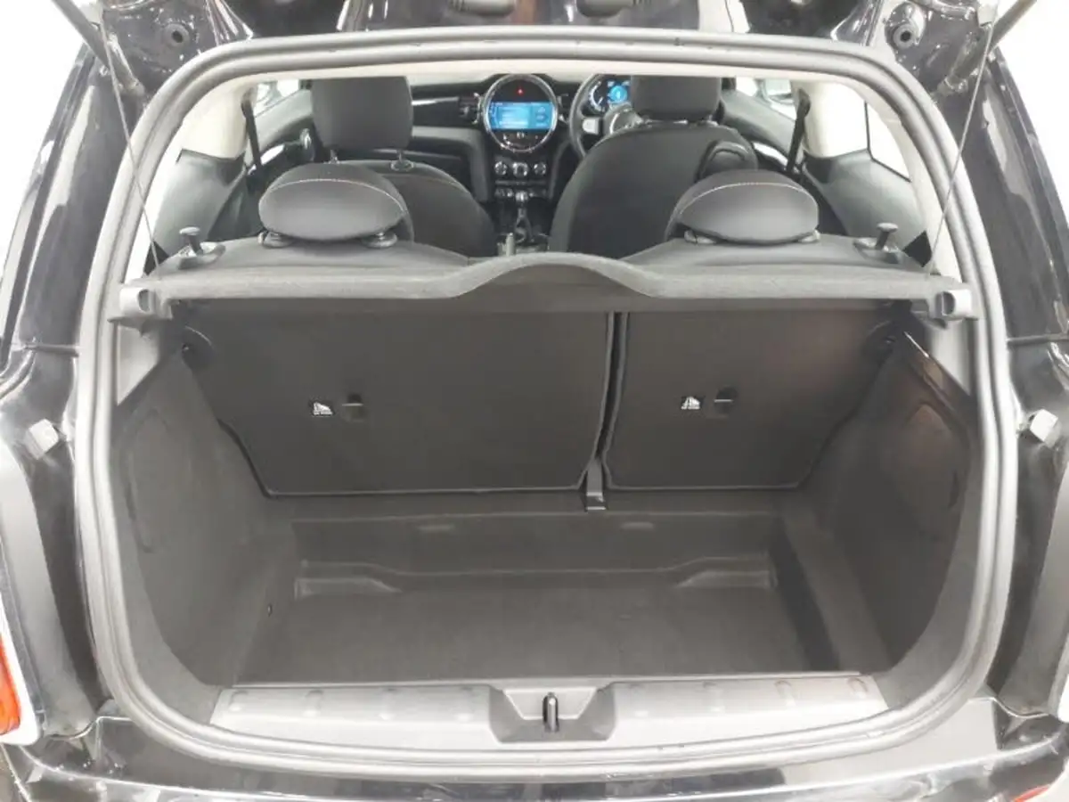 2021-mini-cooper-15-one-classic-3d-big-7