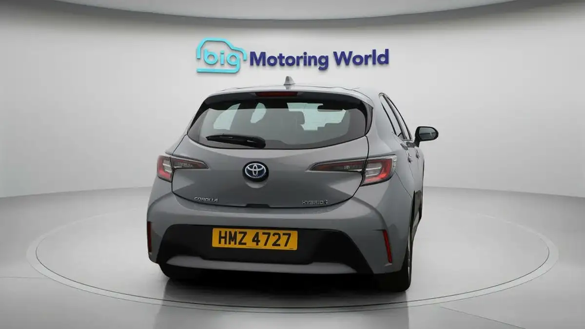 2022-toyota-corolla-18-vvt-i-icon-120bhp-trk-hatchback-5d-big-6