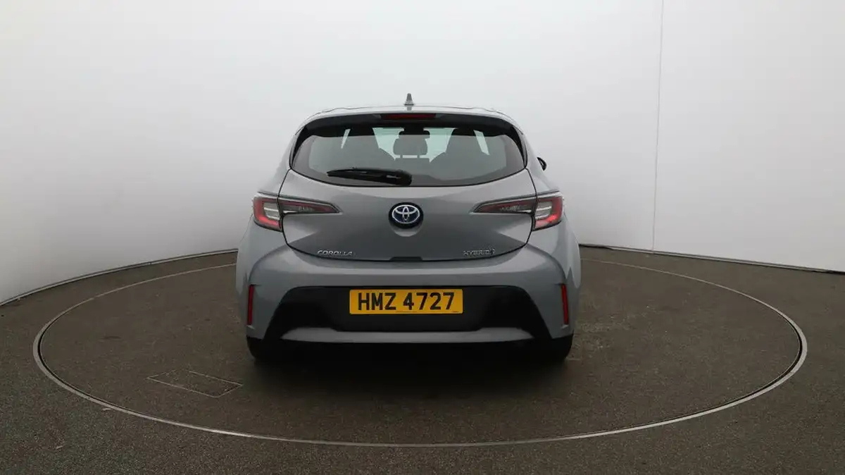 2022-toyota-corolla-18-vvt-i-icon-120bhp-trk-hatchback-5d-big-51