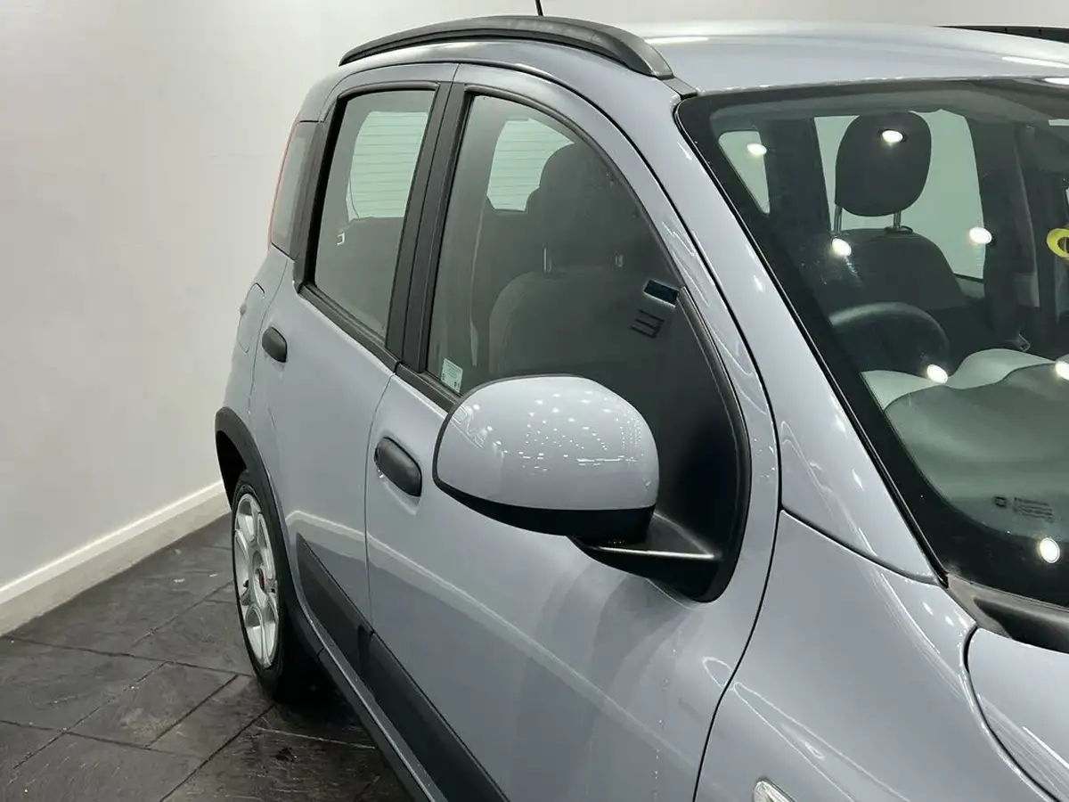 2023-fiat-panda-10-city-life-big-12