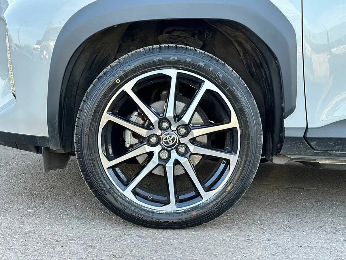 2023-toyota-yaris-cross-15-vvt-i-gr-sport-big-14