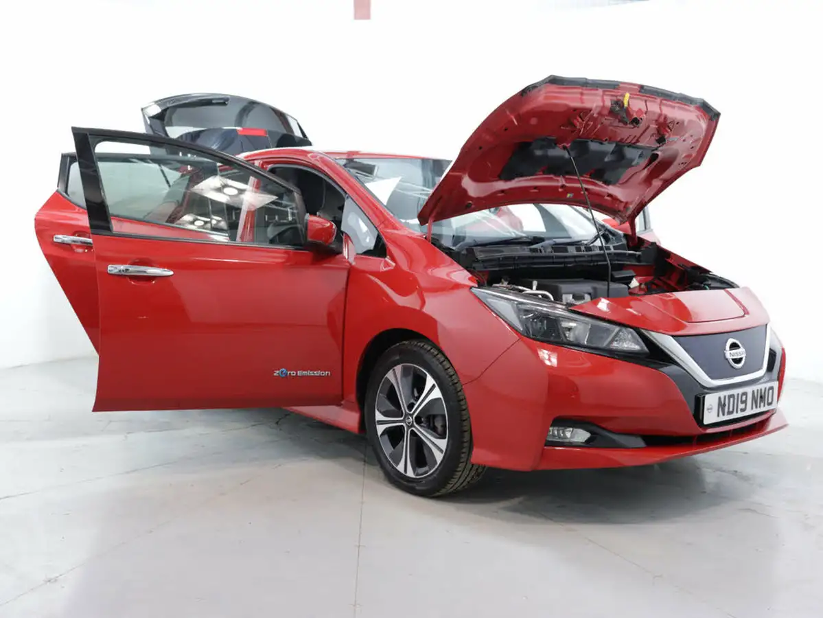 2019-nissan-leaf-e-n-connecta-big-39