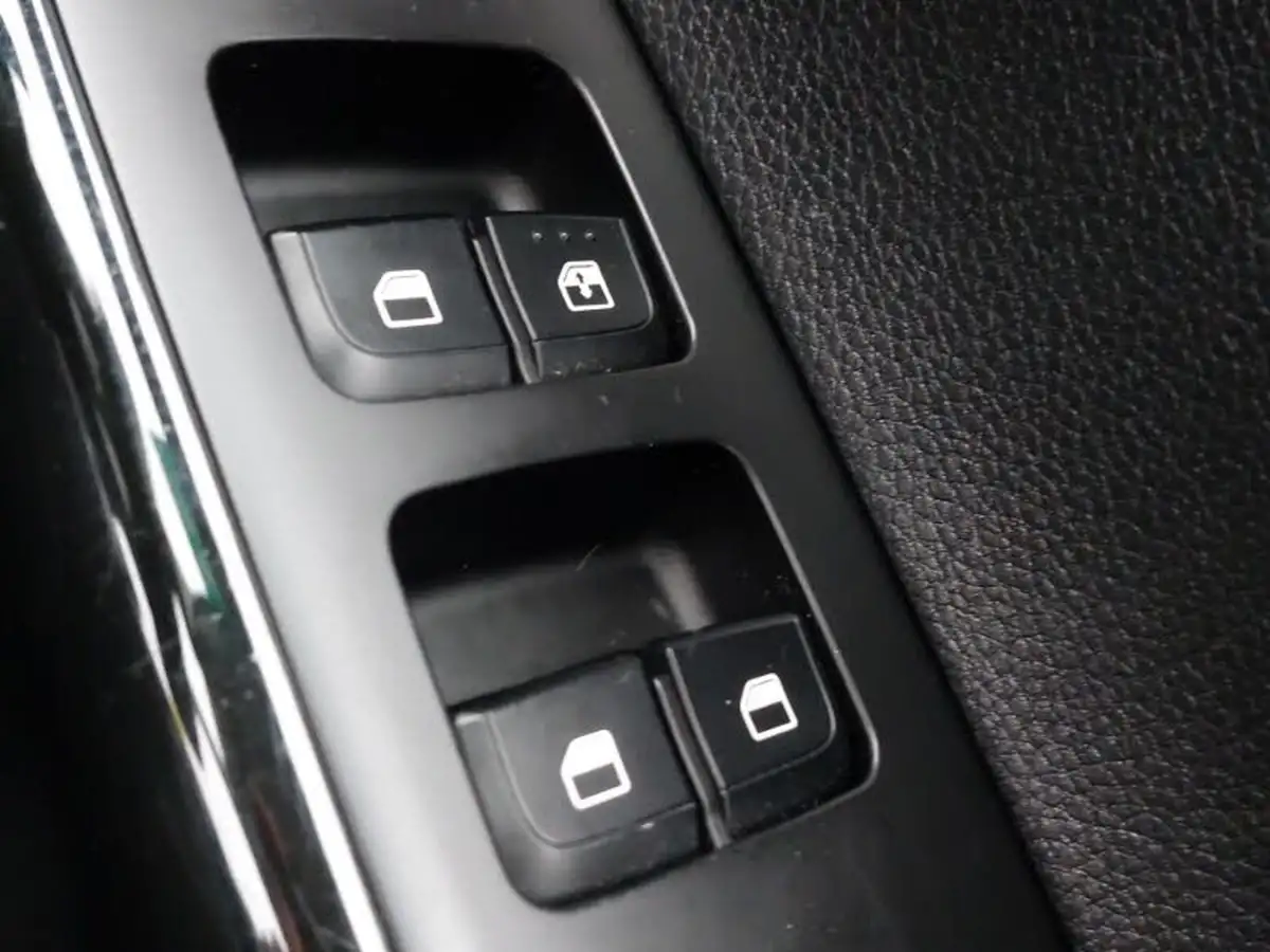 2019-kia-picanto-10-2-big-18