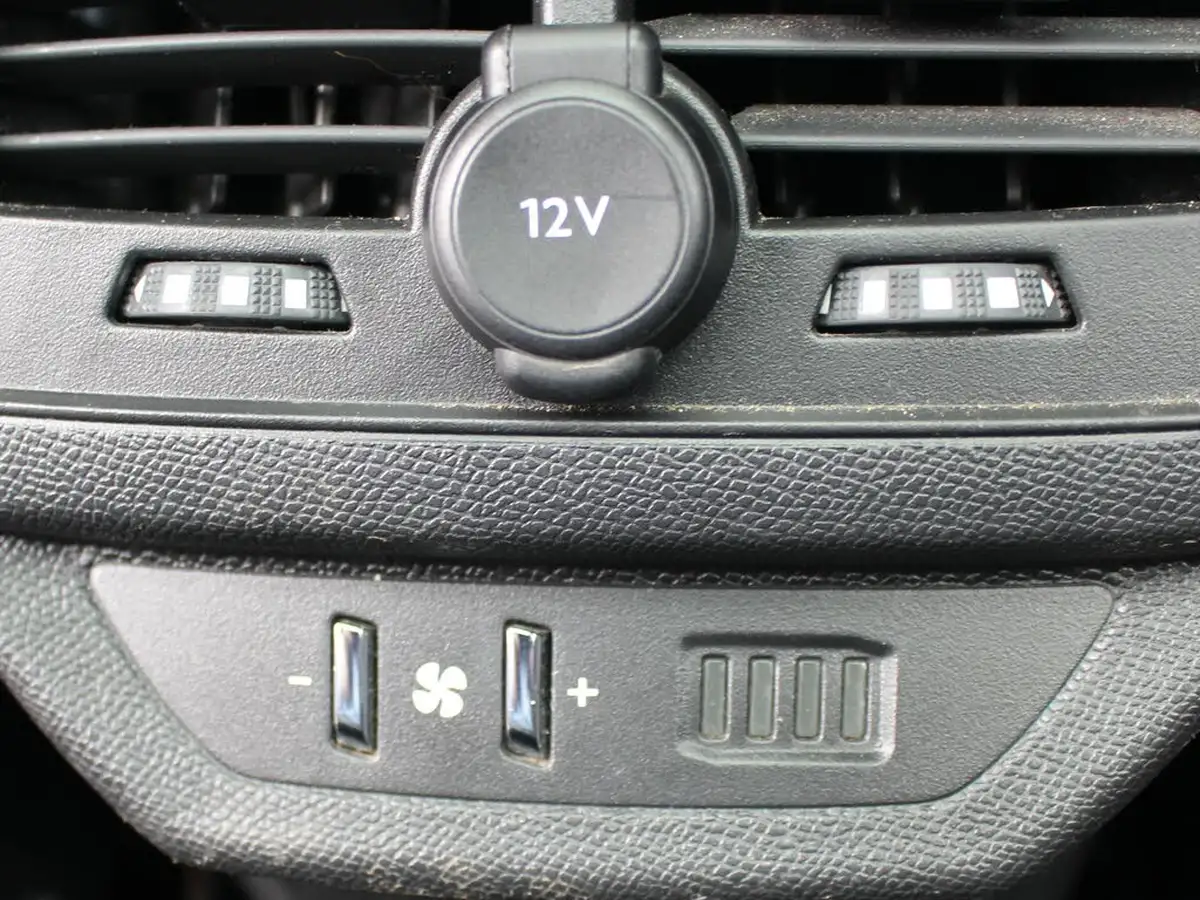 2019-peugeot-5008-suv-12-puretech-gt-line-premium-eat8-big-12