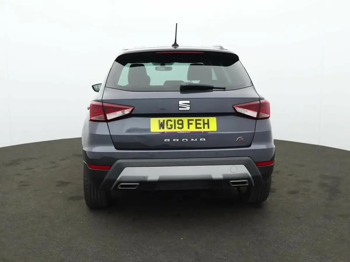 2019-seat-arona-10-tsi-fr-ss-dsg-big-2